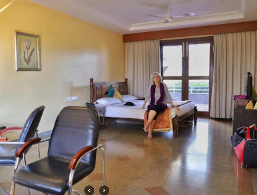 Krishna Heritage Resort Badami Buitenkant foto